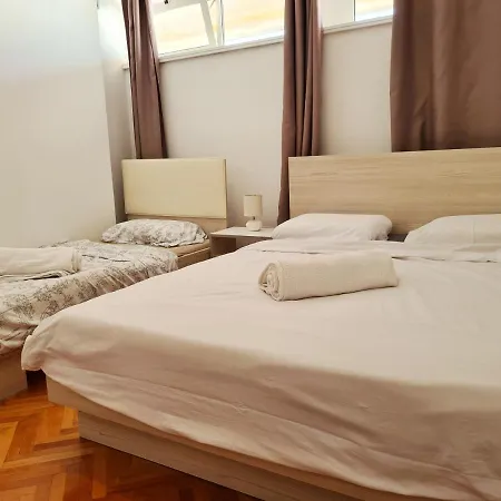 Center 公寓 扎达尔